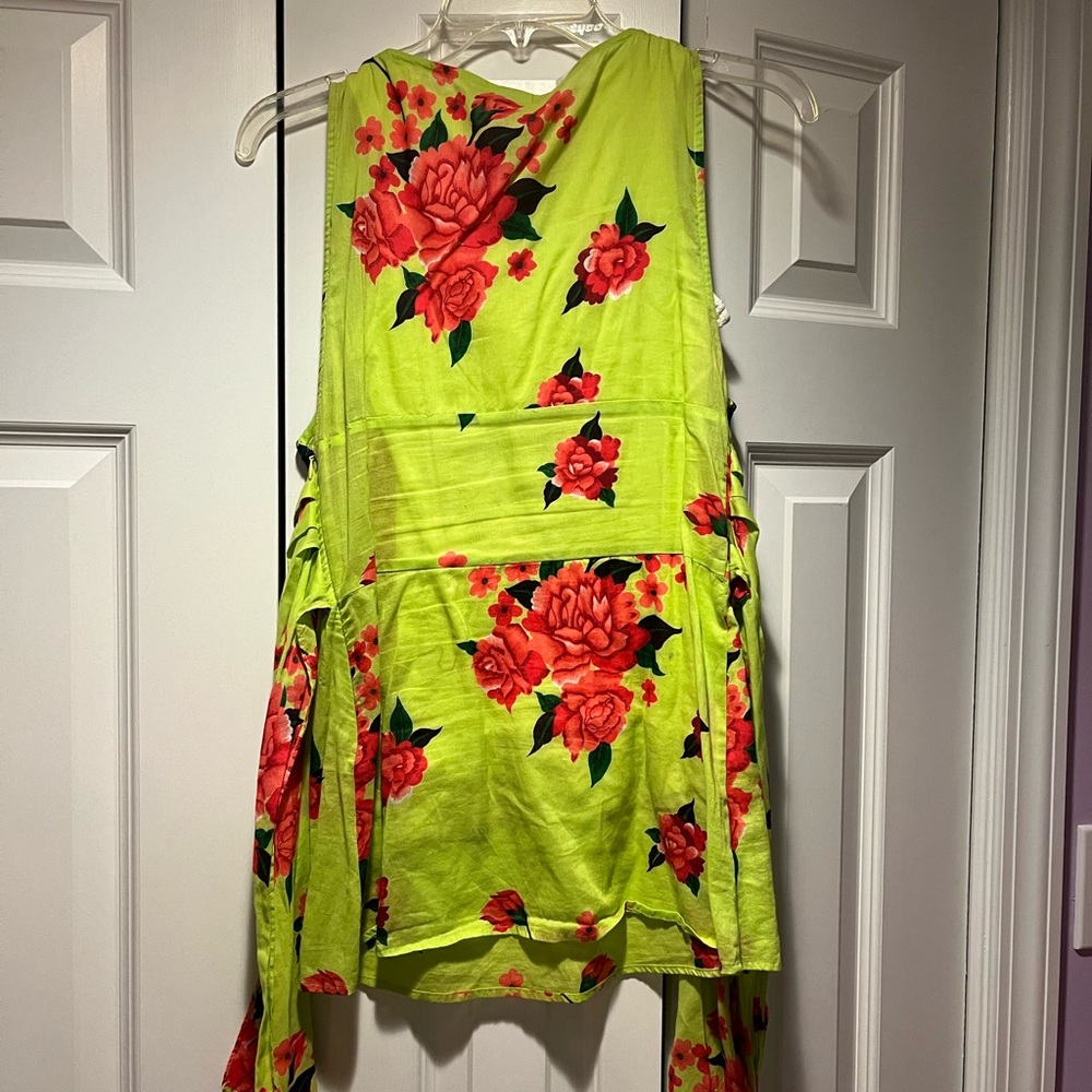 Free people floral top.